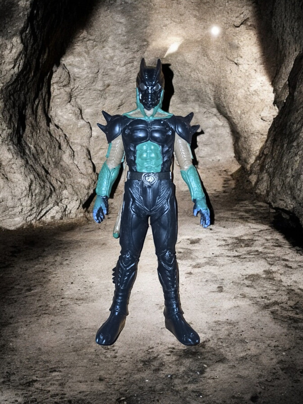 Figurine vintage Kamen Rider Bandai 2004 noir vert articulée Japon