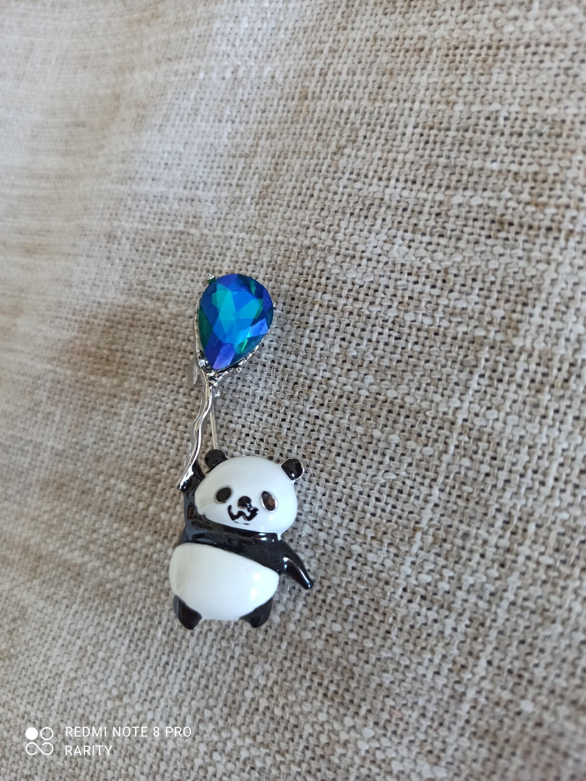 Broche panda strass bleu vert fantaisie, bijou animalier original accessoire