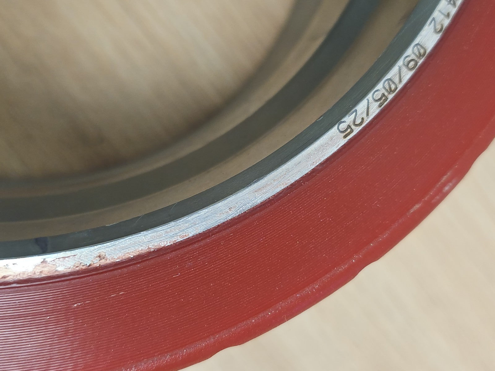 Roue Pyu 250x90 rouge pour Tennant TN 9011048 8004107 pièce d'origine occasion
