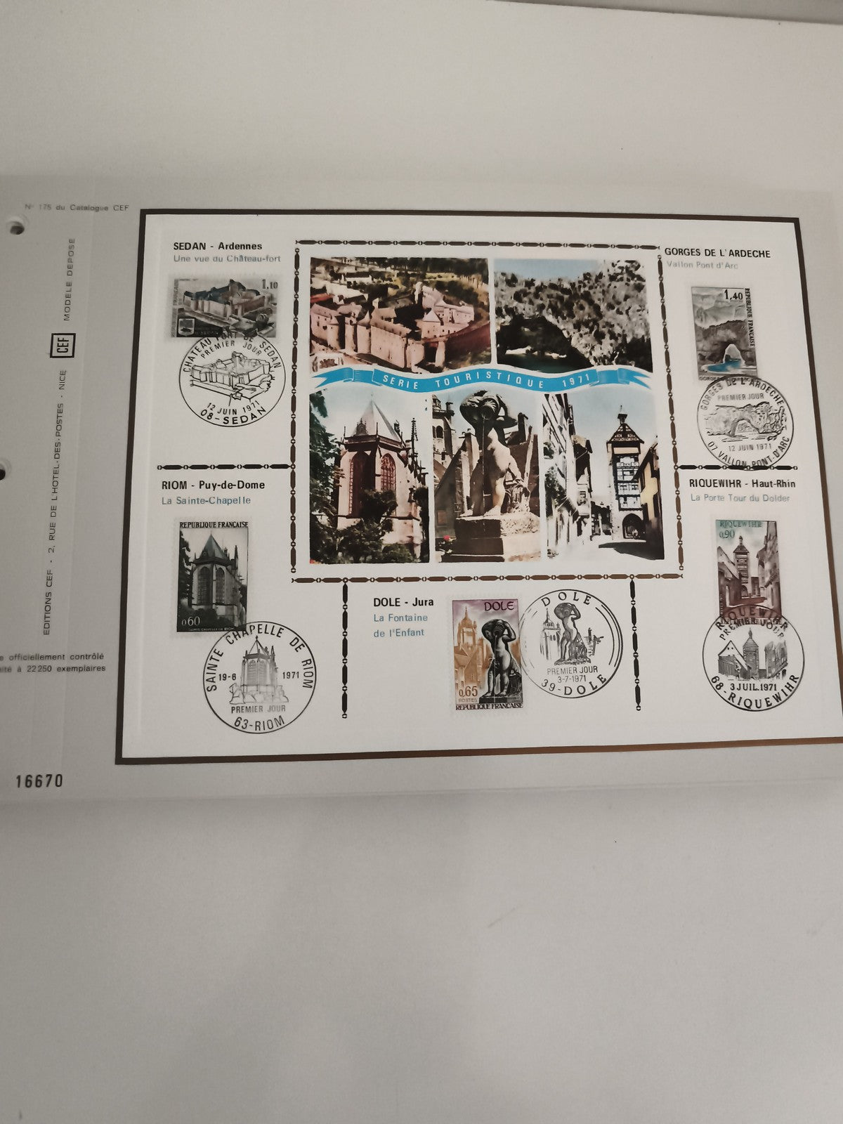Feuillet philatélique CEF Série Touristique 1971 timbres France oblitérés