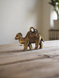 Pendentif chameau vintage métal doré années 50, bijou fantaisie rétro