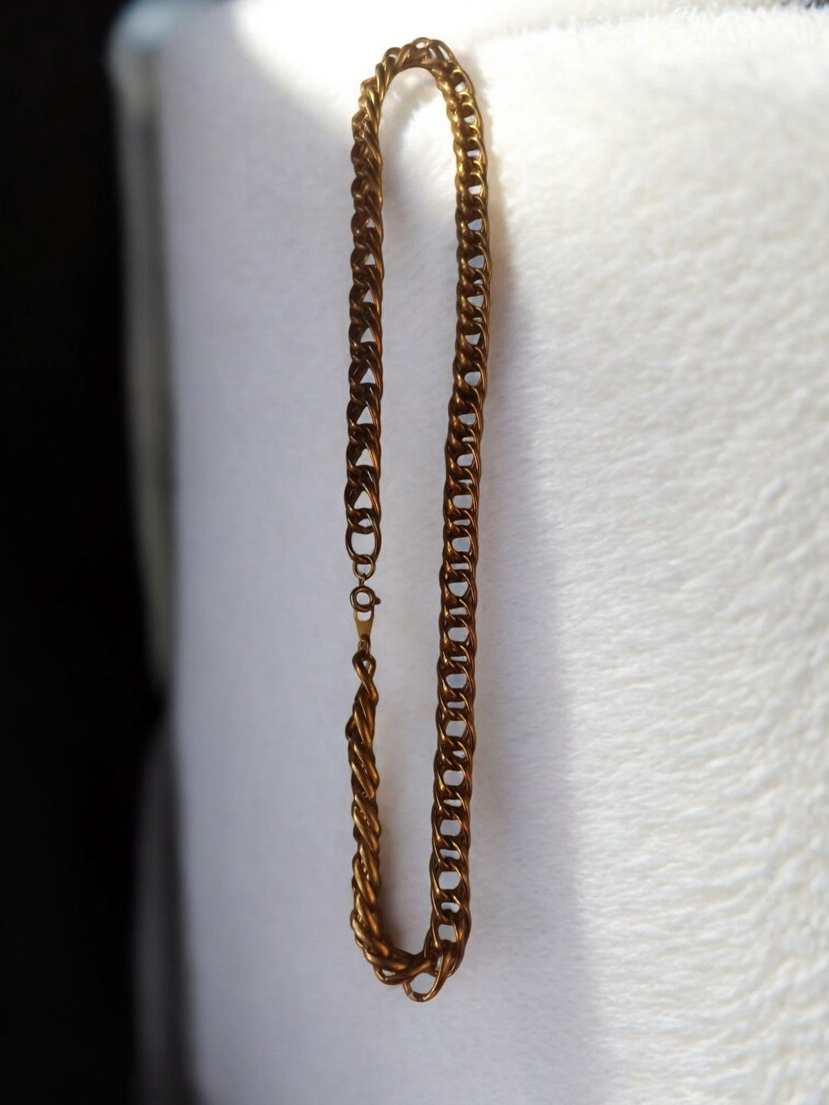 Collier chaîne rétro doré, bijou fantaisie vintage ancien, maille gourmette