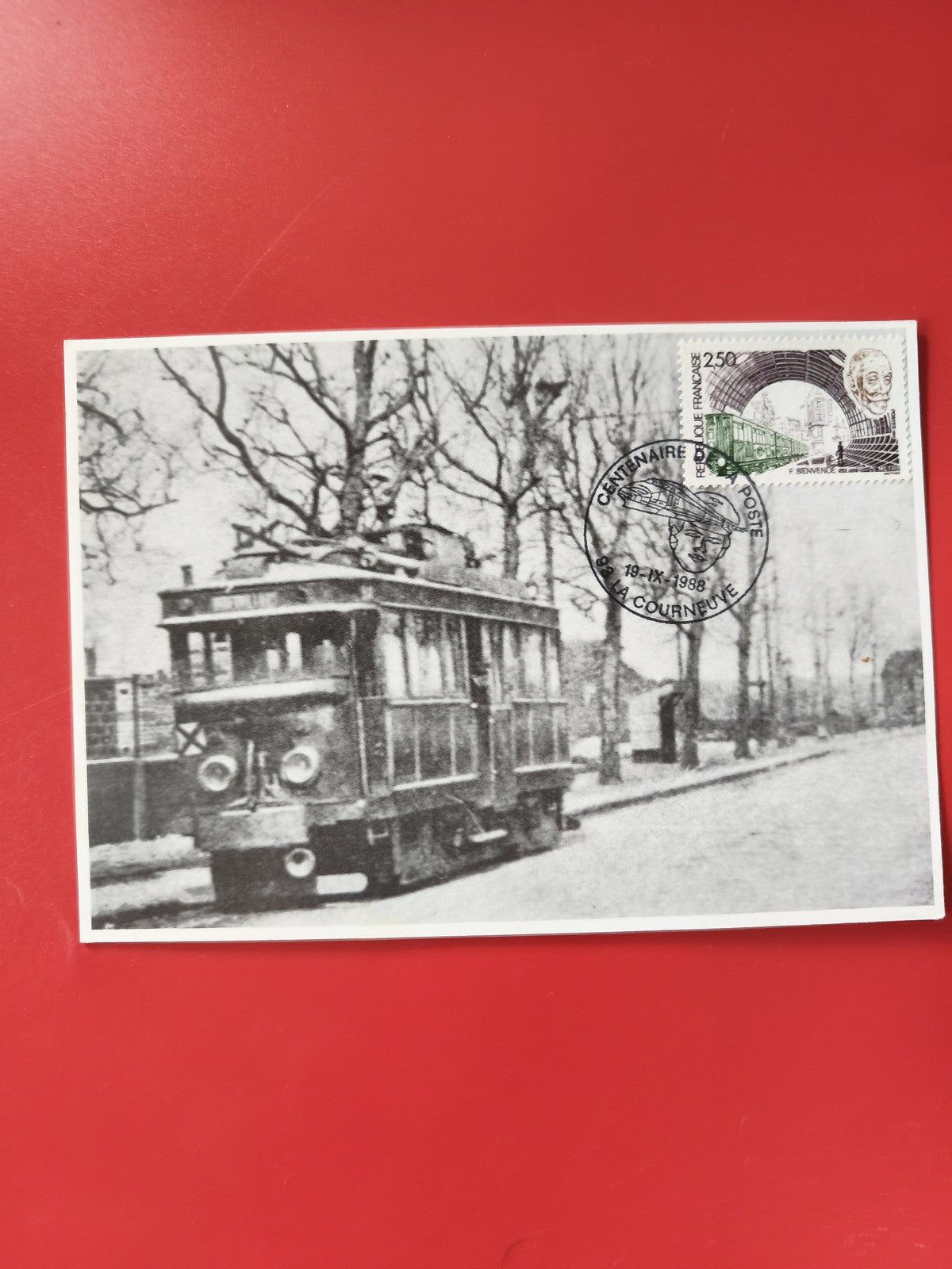 Carte postale philatélie tramway noir et blanc oblitérée La Courneuve