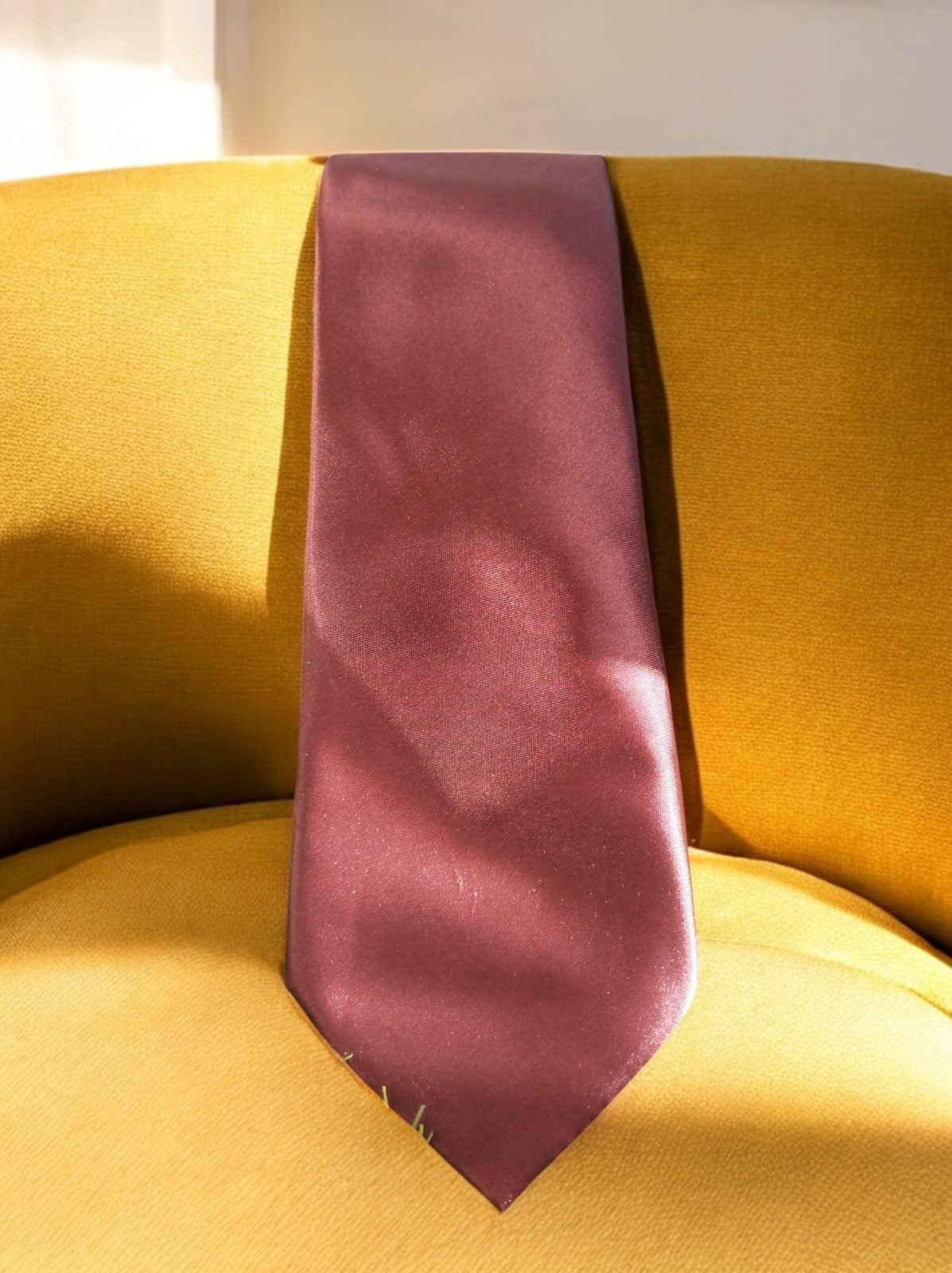 Cravate vintage Gold City bordeaux unie style classique rétro homme