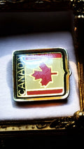 Pin's vintage Canada feuille d'érable rétro, badge émaillé drapeau