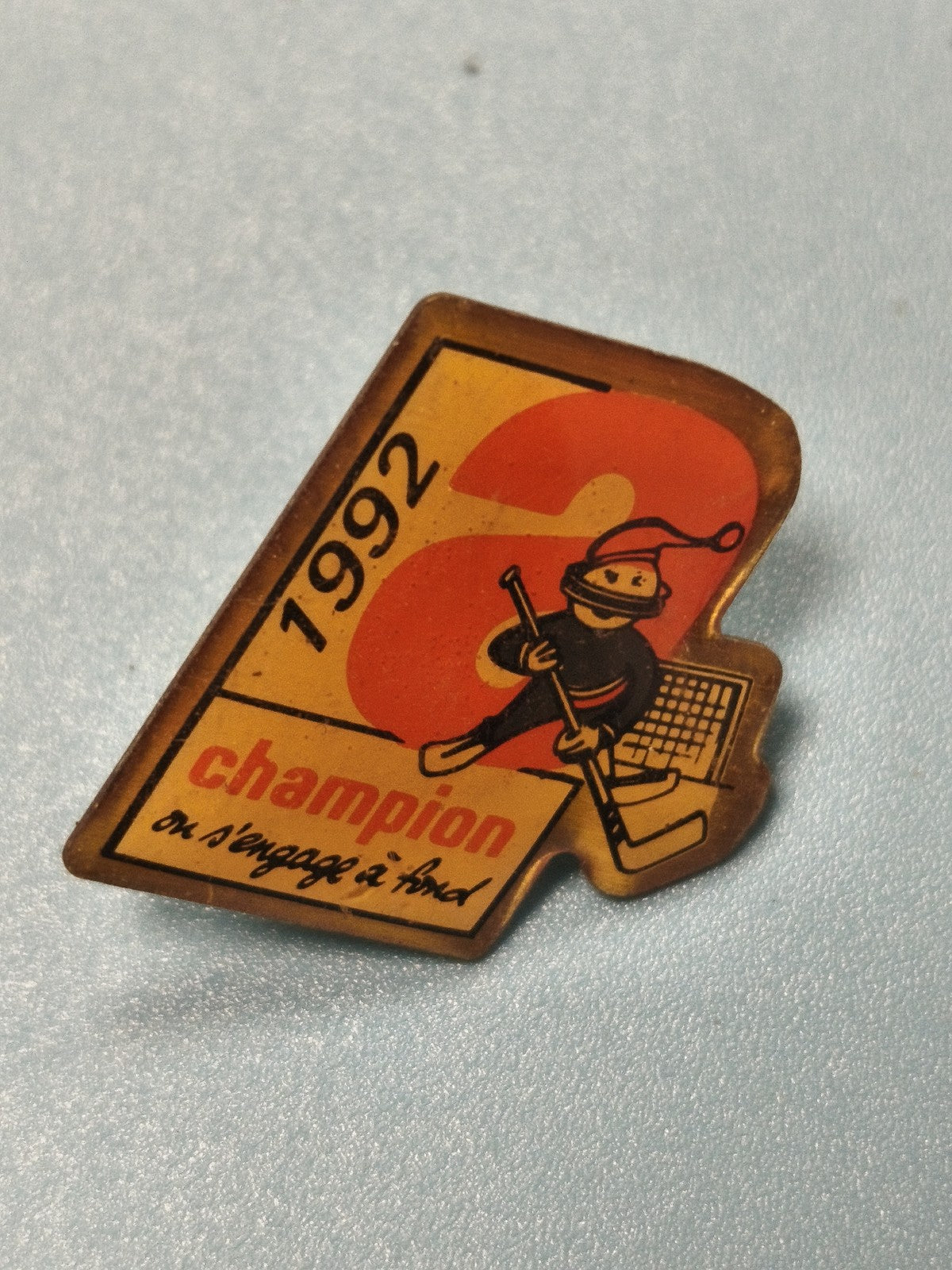 Pin's vintage Champion 1992 hockey sur glace, mascotte, collection rétro (Ref 19