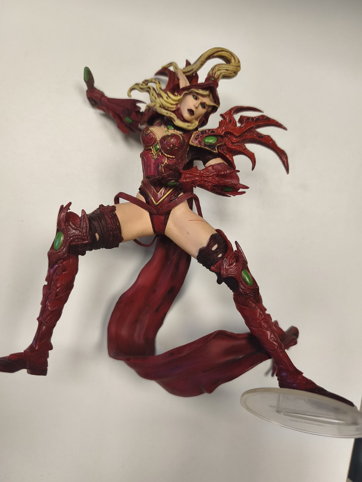 Figurine World of Warcraft 18cm Série 1 Elfe de Sang Voleur articulée d'occasion