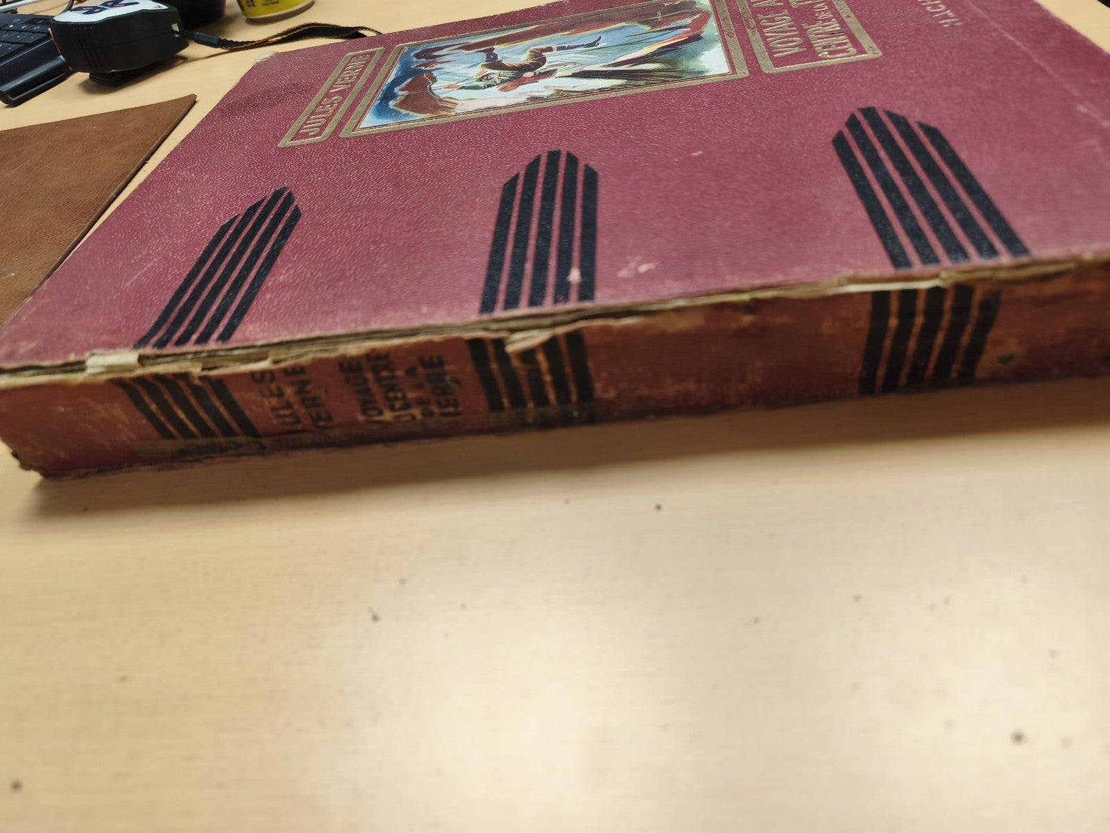 Livre ancien Jules Verne Voyage centre Terre Hachette 1952 vintage collection
