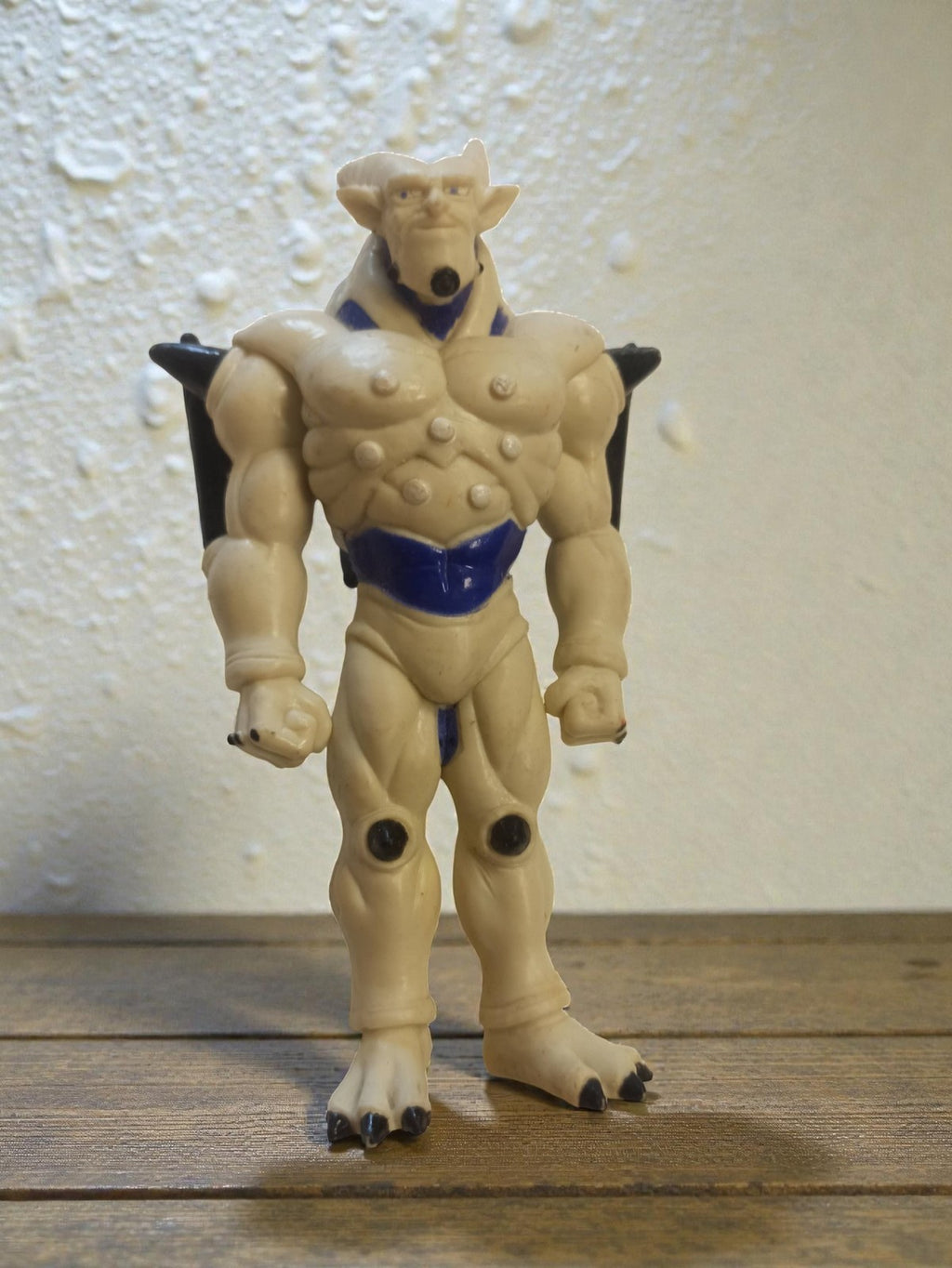 Figurine vintage Dragon Ball GT Baby mutant rétro jouet ancien couleur beige ble