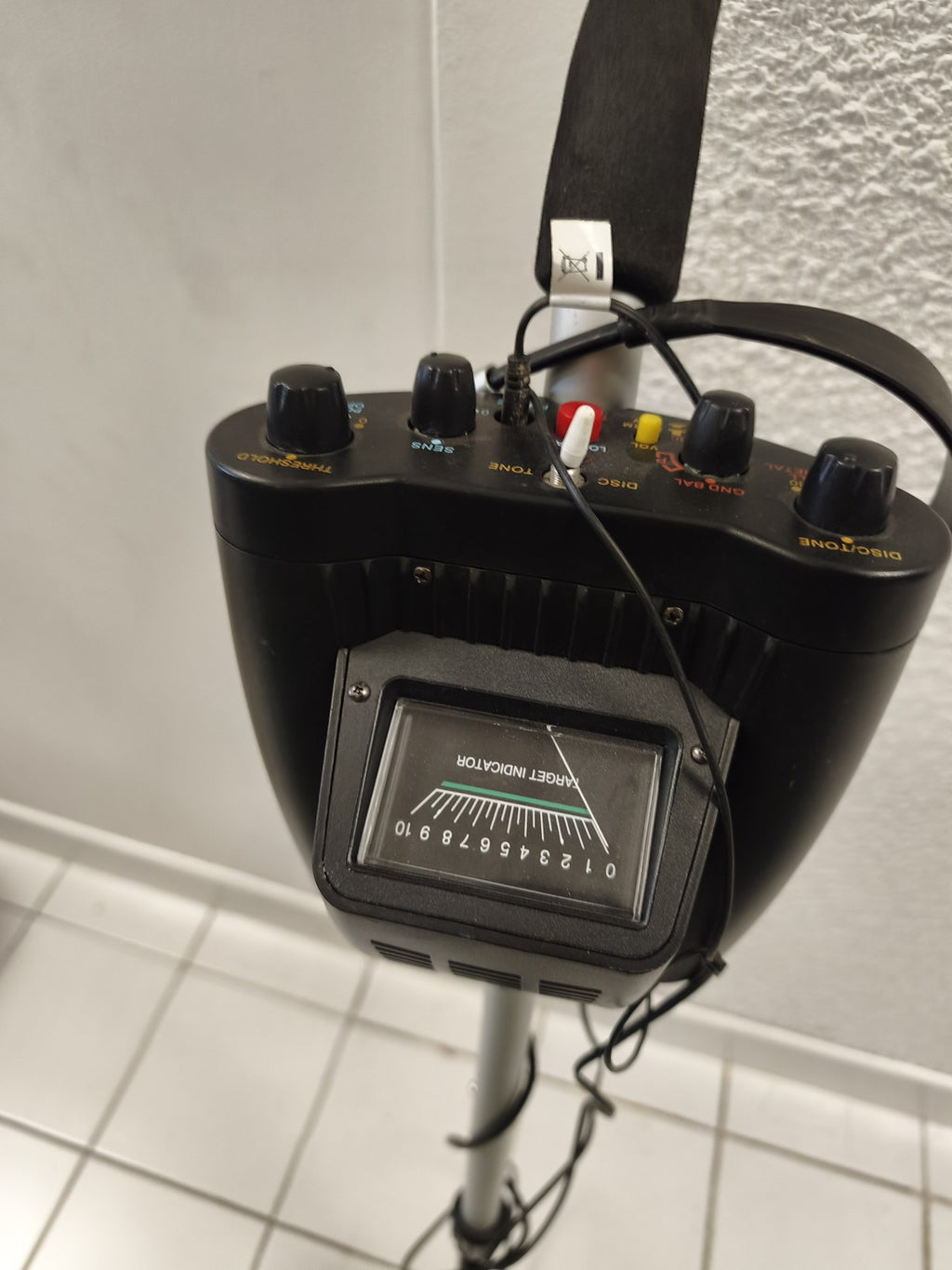 Détecteur de métaux vintage avec casque audio Koss Minelab ancien collection