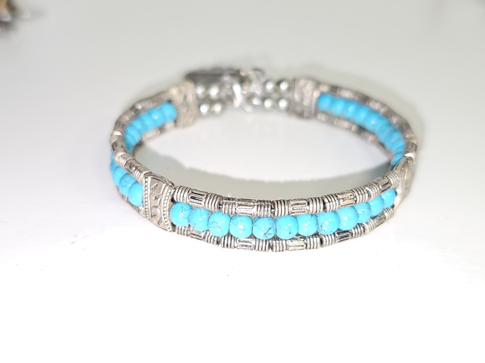 Bracelet rétro vintage fantaisie ancien, bijou original pour collectionneur