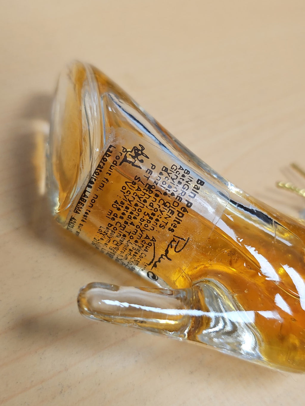 Flacon bouteille en verre forme chaussure à talon 350ml bain moussant plein déco