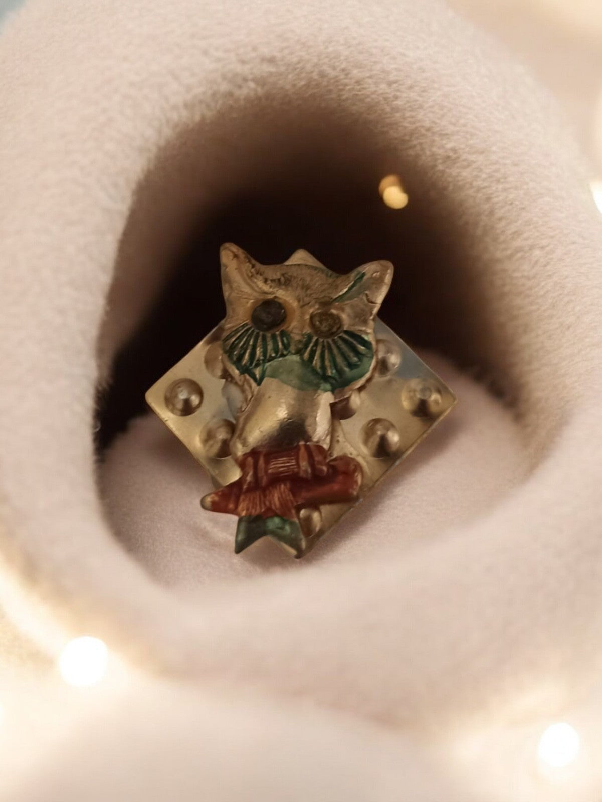 Broche chouette vintage rétro, finition dorée et émaillée, bijou ancien