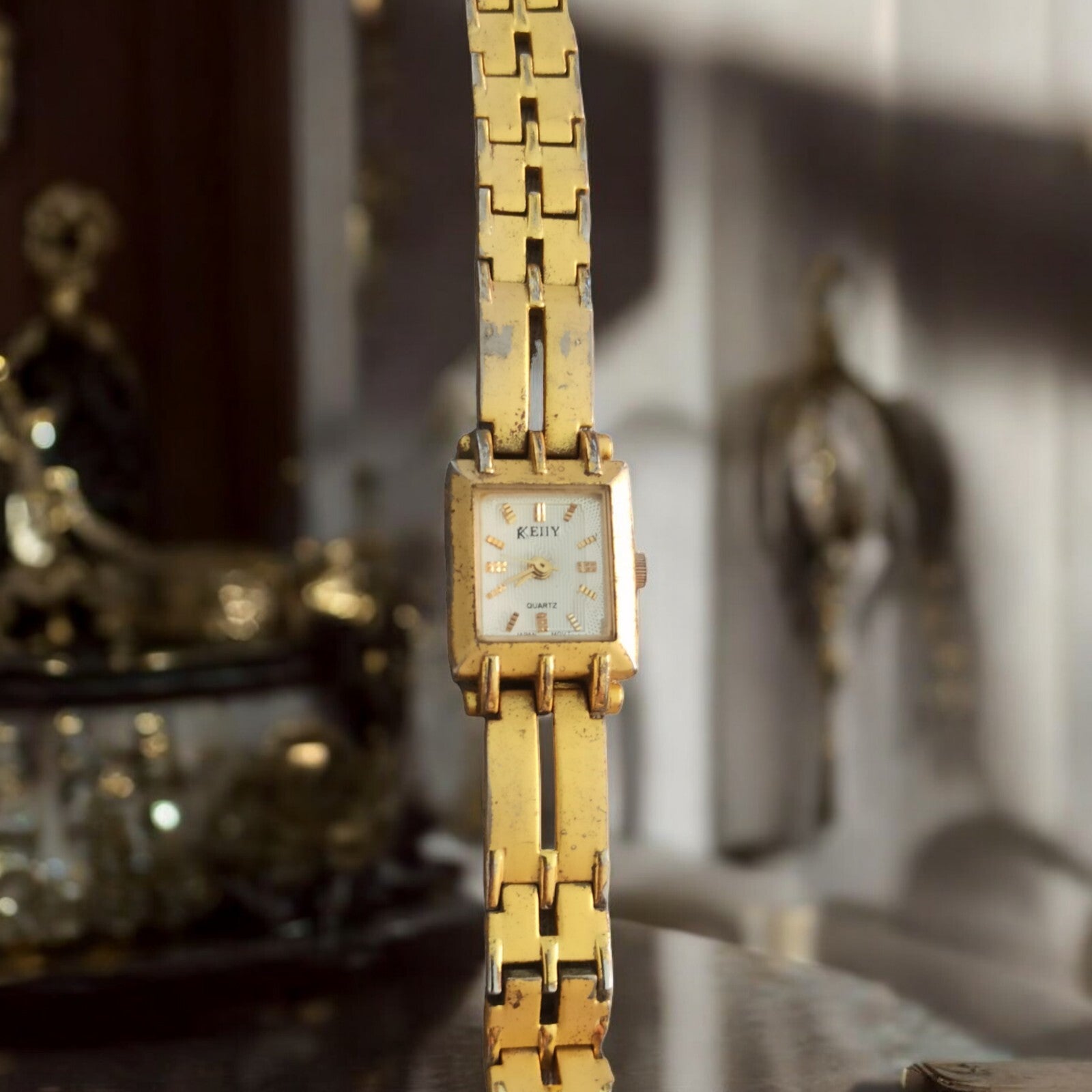 Montre vintage KEIIY femme quartz dorée, bracelet rectangulaire Japan Movt