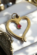 Pendentif c?ur artisanal doré, pierre rouge, bijou fantaisie métal argenté