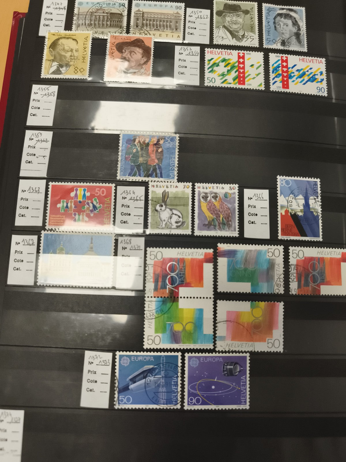 Timbres Suisse Helvetia Europa oblitérés, motifs variés, années 1970-1990