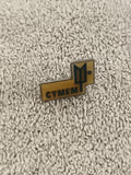Pin's vintage CYMEMI logo graphique badge ancien jaune (Ref 1)