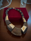Collier vintage bois et os, pièce unique, design ethnique, bijou ancien