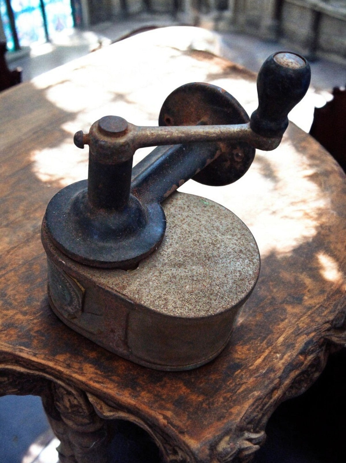 Aiguiseur à manivelle ancien début XXe, métal, affûteur vintage outil rare