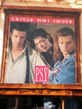 Affiche vintage P.S.Y Laisse Moi Jouer pop années 80 poster comédie musique