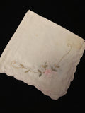 Mouchoir ancien brodé main vintage années 1950 linge rétro pastel