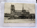Carte postale CPA Paris Notre-Dame LL noir et blanc architecture gothique