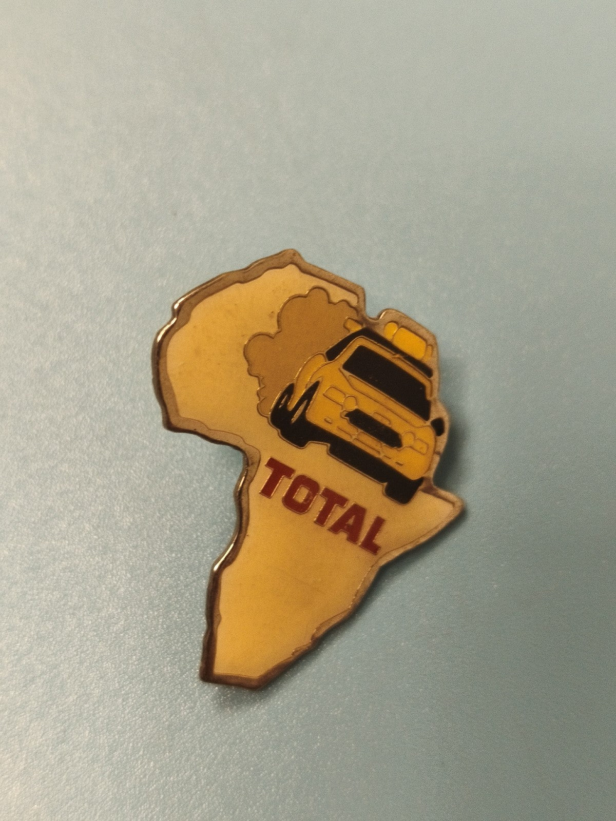 Pin's vintage TOTAL Afrique voiture rallye collection ancien ref 11