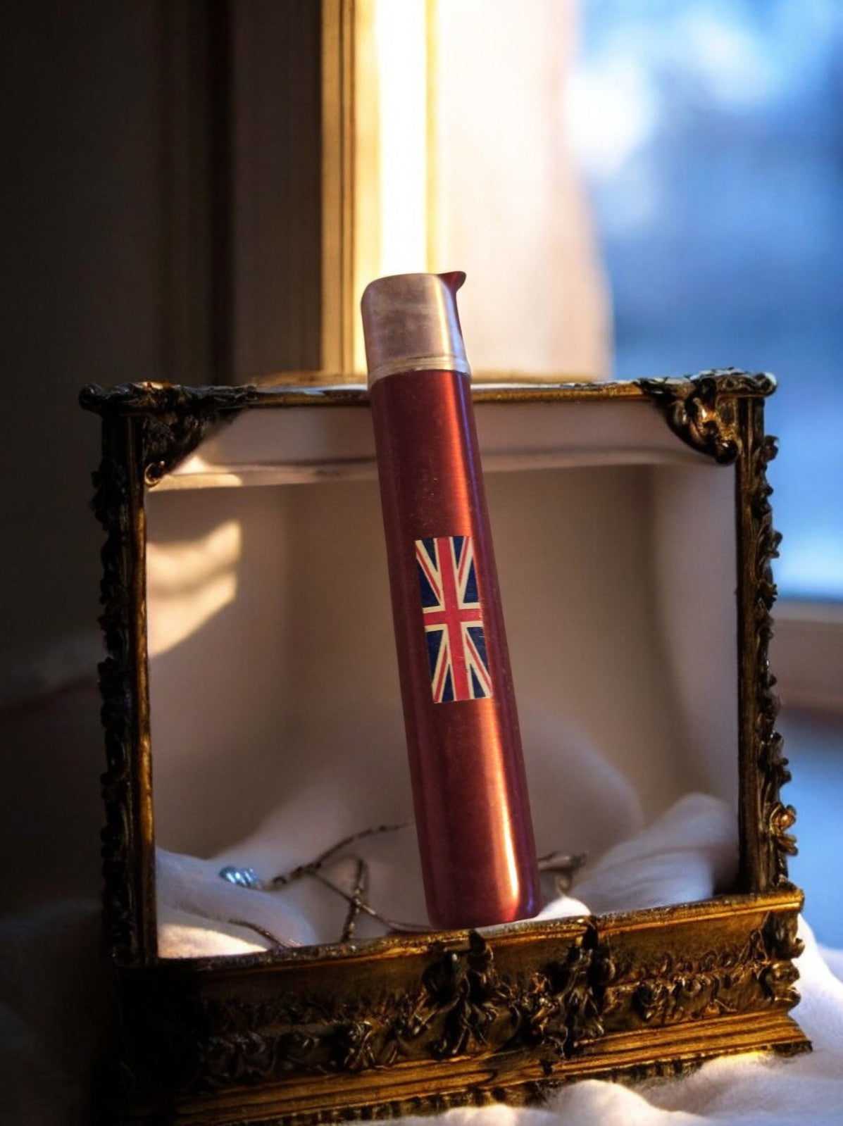 Briquet vintage Union Jack rouge ancien – briquet de collection UK rétro