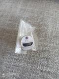 Pin's Elf Compétition vintage casque auto, neuf sous sachet, motorsport