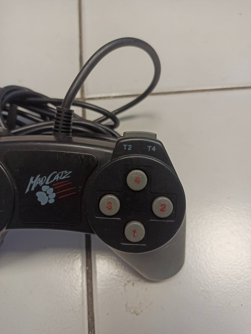 Manette filaire Mad Catz compatible Sony PlayStation PS1 contrôleur d'occasion