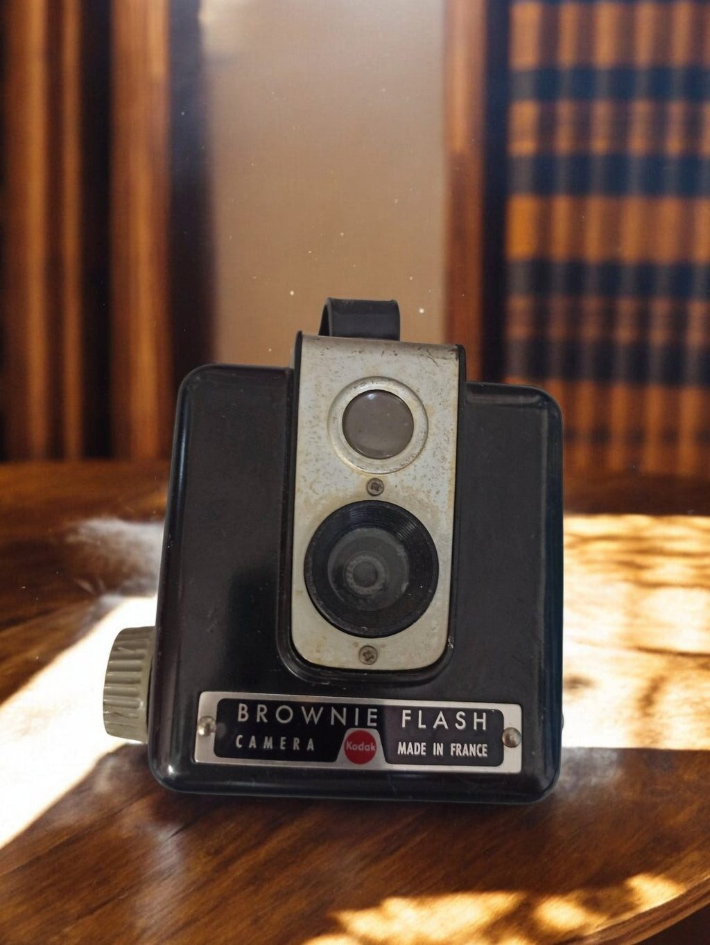 Appareil photo vintage Kodak Brownie Flash ancien France rétro argentique