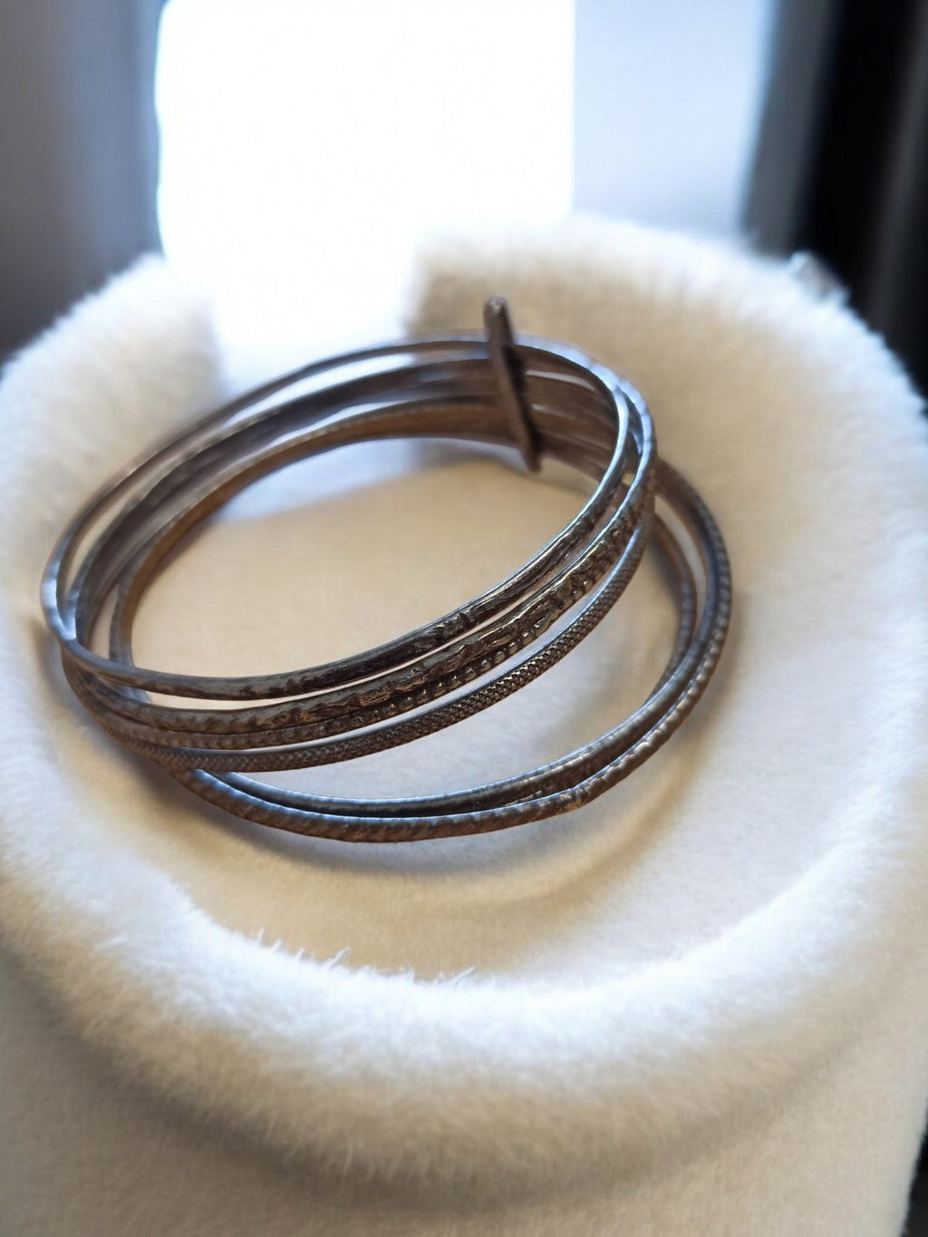 Bracelet jonc ancien Maty vintage rétro, bijou signé France, finition brunie