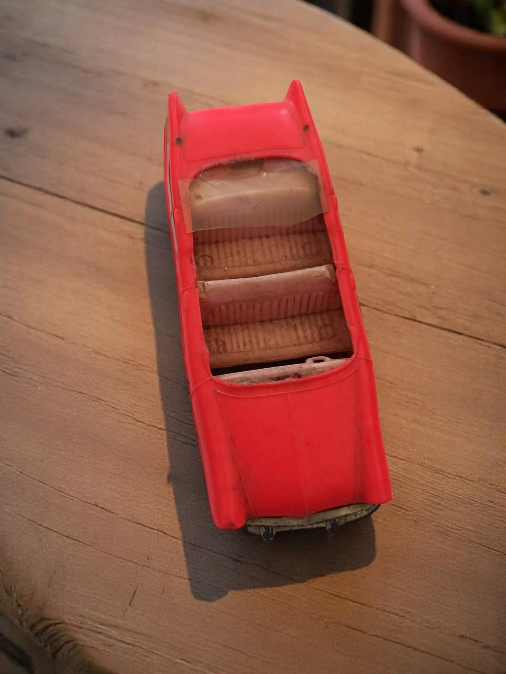 Voiture miniature Norev Simca rouge vintage ancien modèle jouet