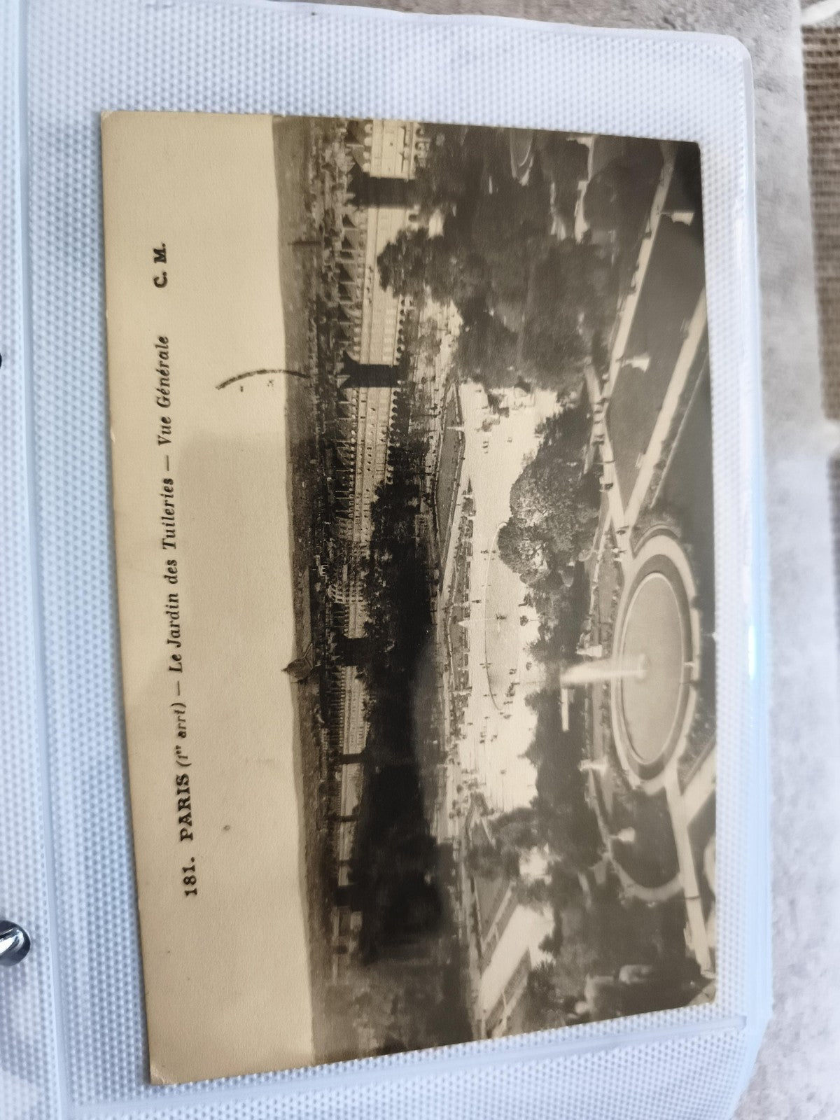 Carte postale CPA Paris Jardin des Tuileries vue générale C.M.