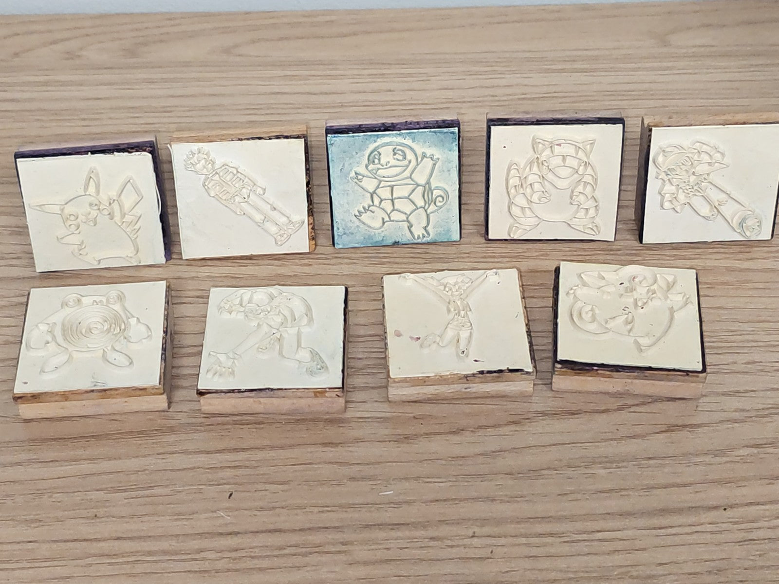 Lot de tampons rétro Pokémon anciens, collection vintage, jeux d?enfance rare
