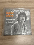 Vinyle 45T Julien Clerc A chaque jour La citadelle pochette noire EMI Pathé