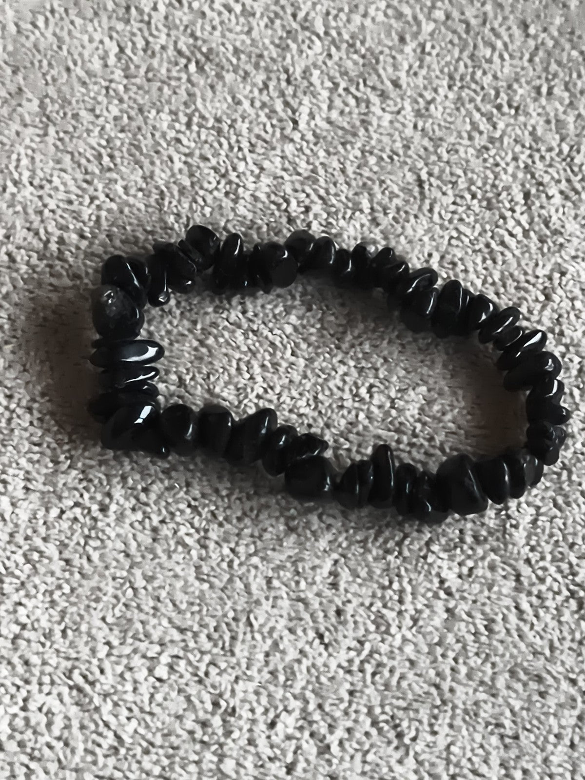 Bracelet pierres naturelles noir, perles irrégulières, élastique souple
