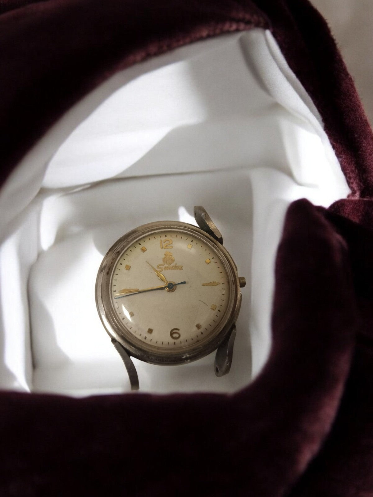 Montre homme vintage Sandoz ancienne cadran crème à restaurer, années 50-60