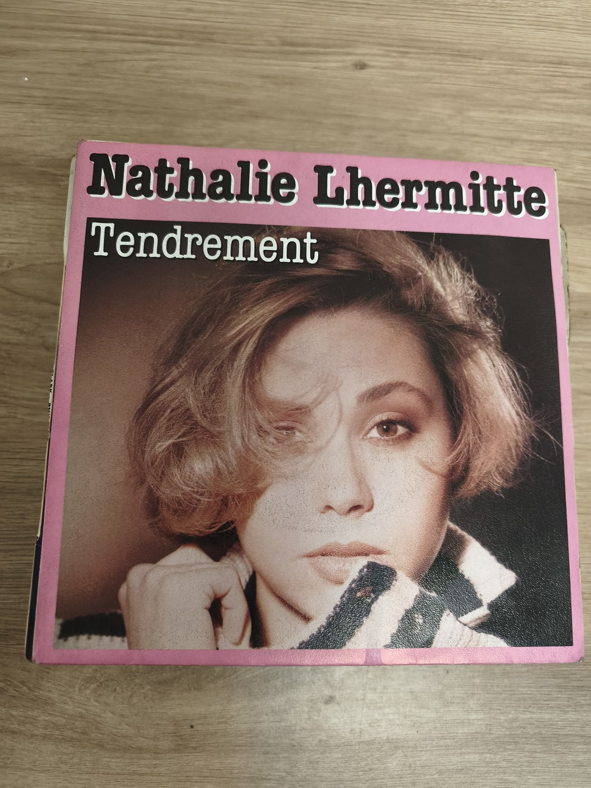 Vinyle 45T Nathalie Lhermitte Tendrement pochette rose état d'occasion
