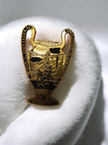 Pin's vintage OM trophée coupe Europe 1993 Marseille ancien football rétro
