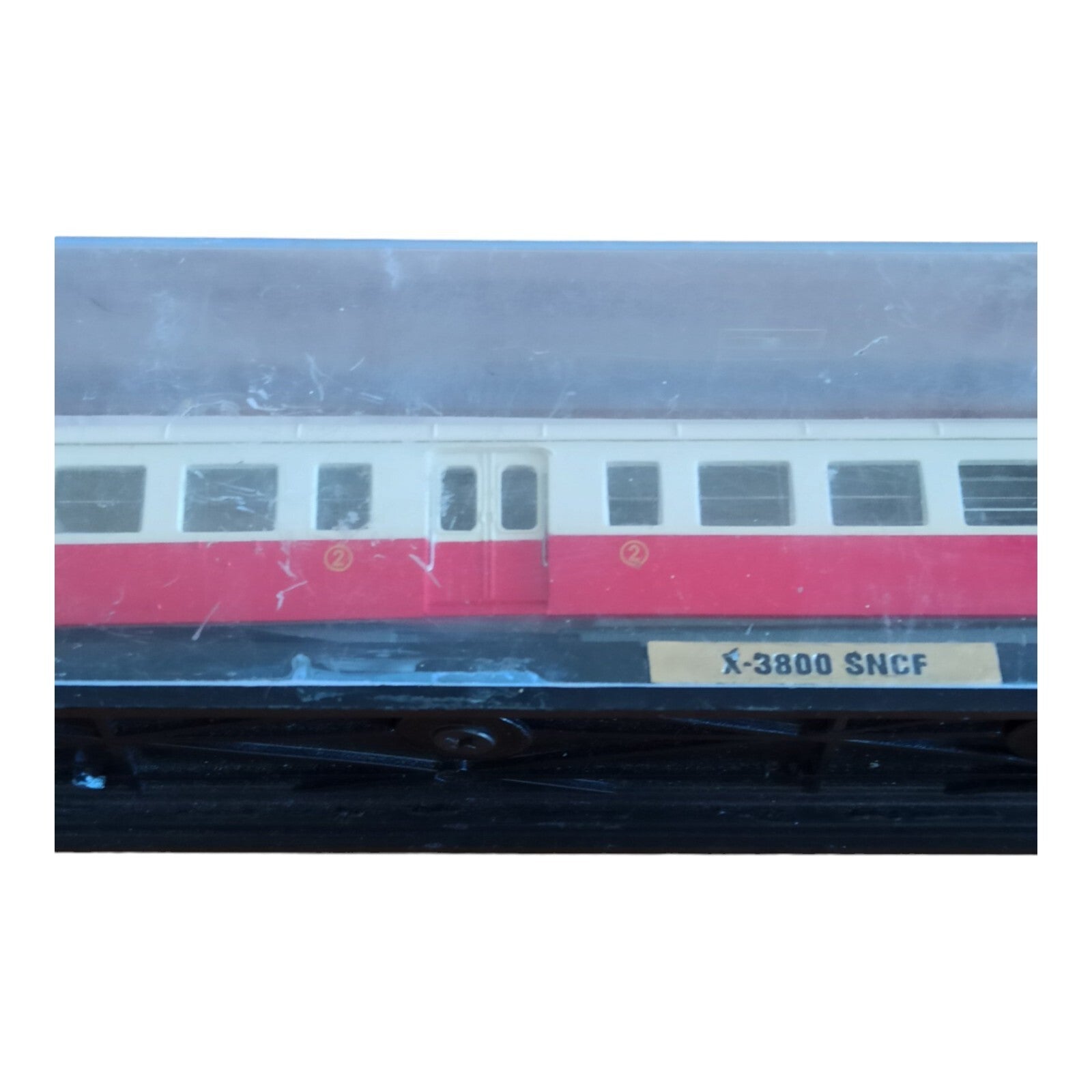 Maquette train SNCF X-3800 vintage, autorail miniature, sous vitrine