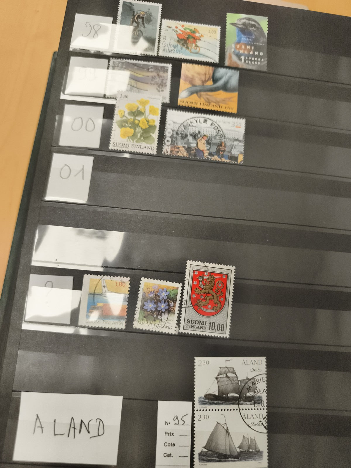 Lot timbres Finlande et Åland oblitérés, motifs floraux, animaux, bateaux