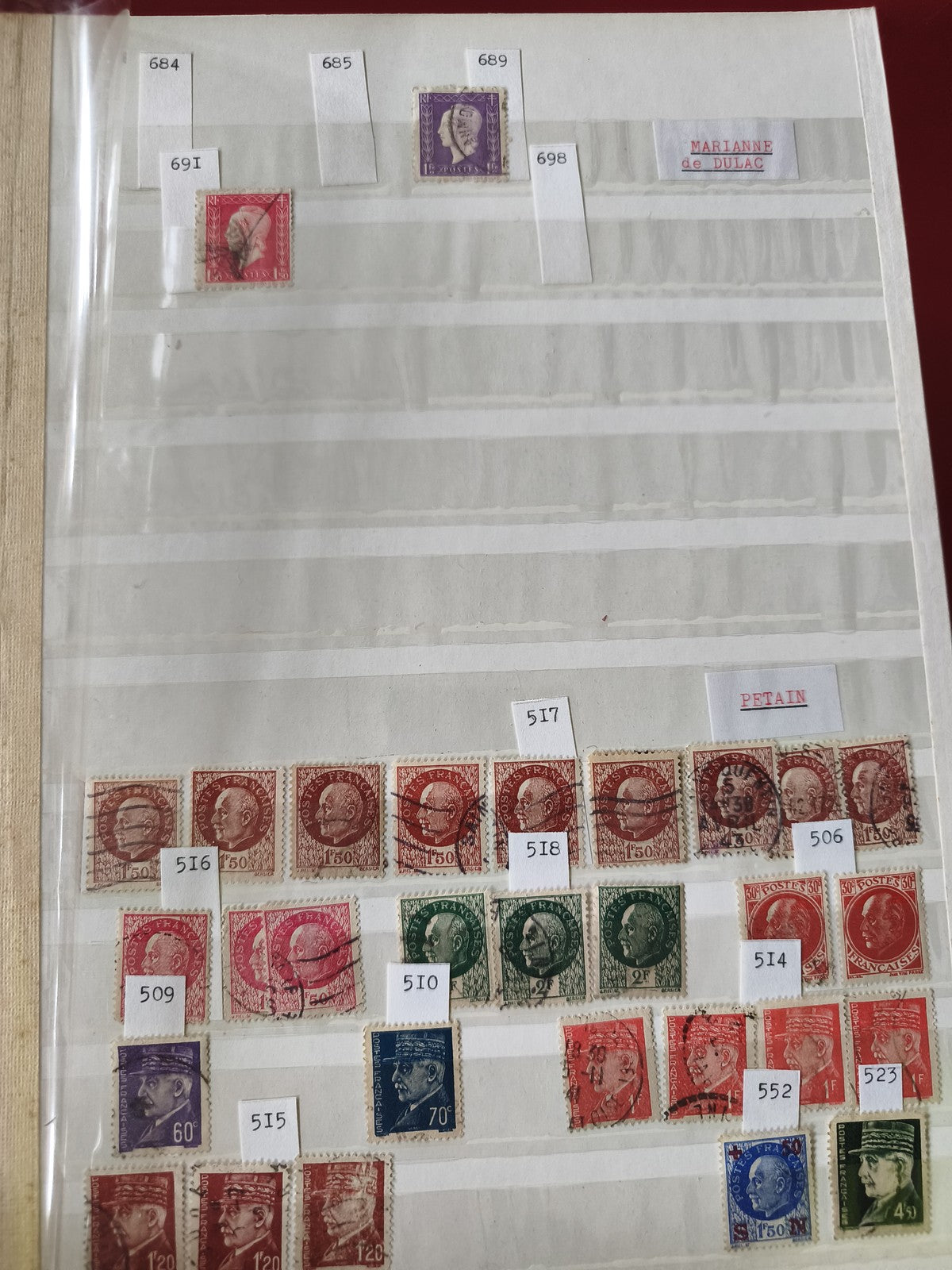 Lot de timbres français oblitérés, différents formats et couleurs, visages célèb
