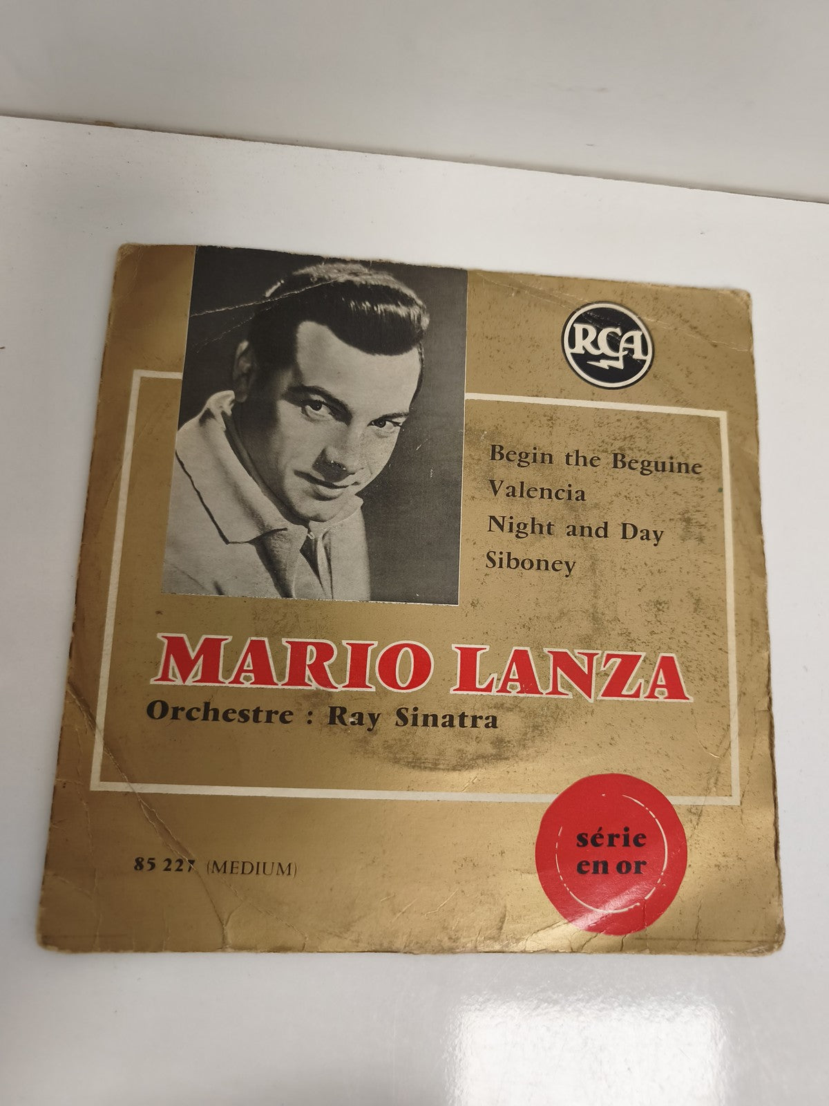 Vinyle 45 tours Mario Lanza RCA série en or pochette dorée Ray Sinatra