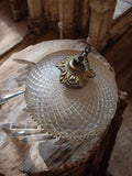 Plafonnier ancien cristal laiton doré pampilles style Louis XVI déco vintage