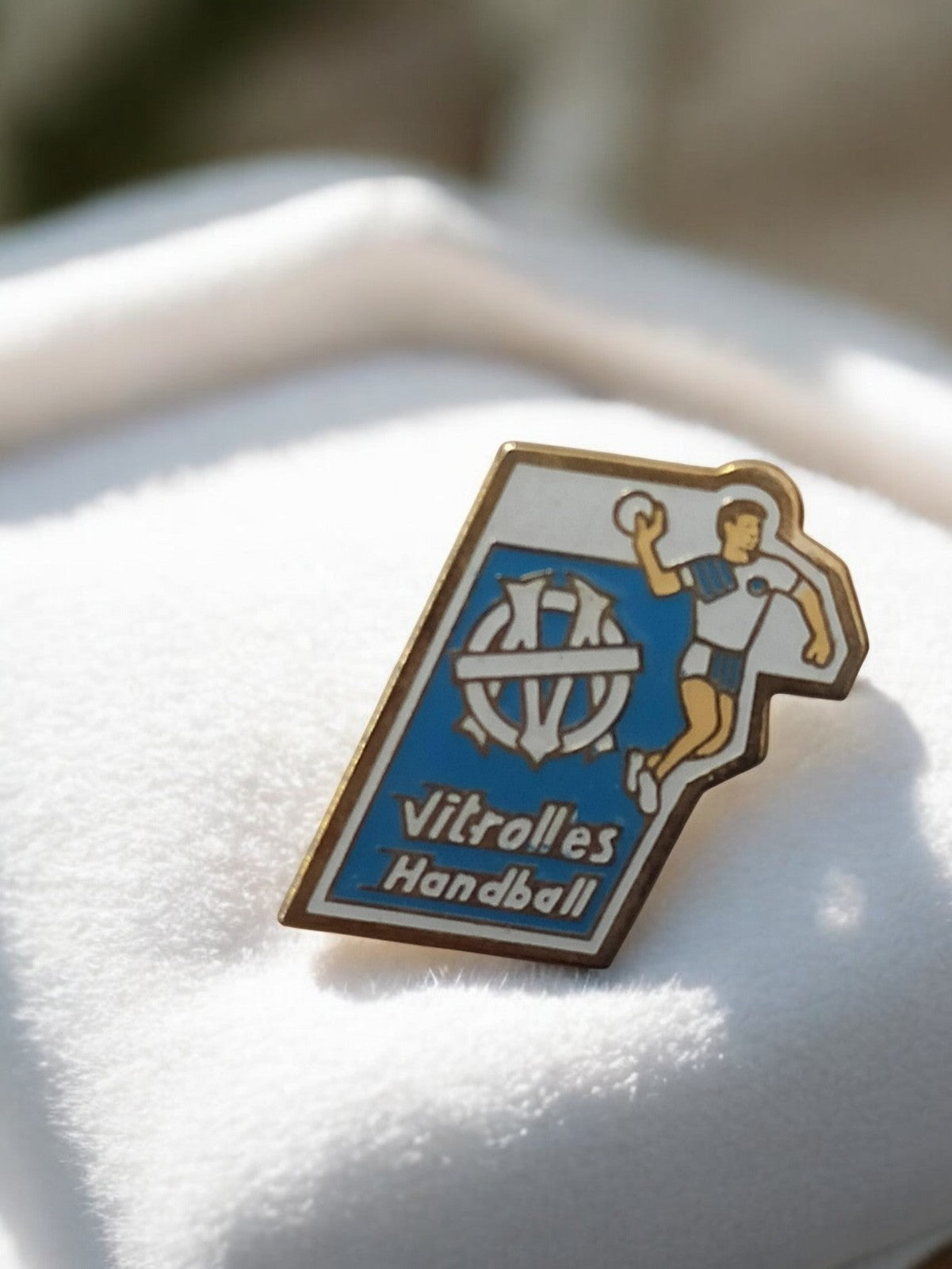 Pin's Vitrolles Handball OM vintage ancien badge Marseille sport rétro