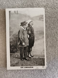 CPA En Limousin carte postale ancienne costumes enfants