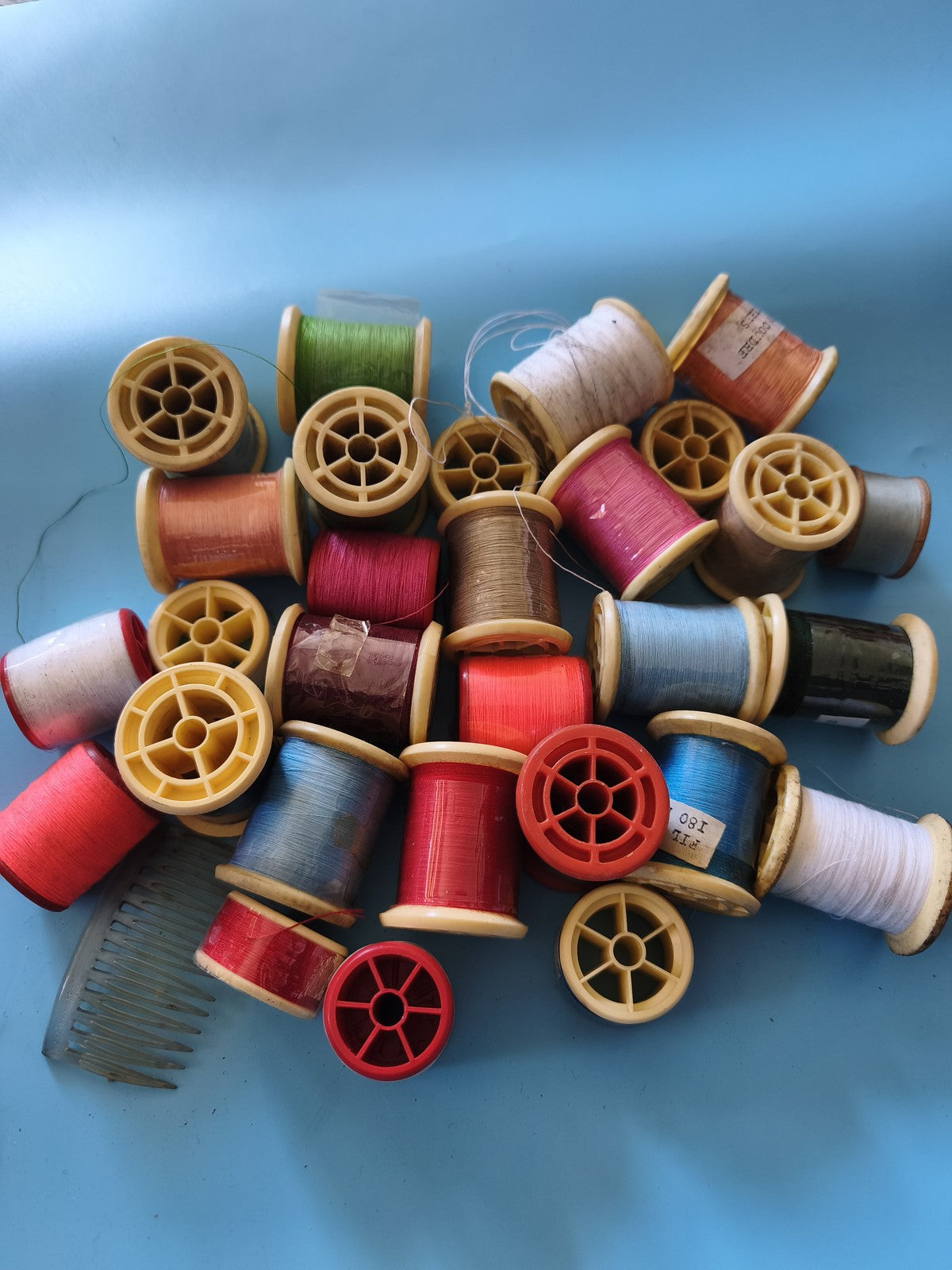 Lot éléments couture vintage ancien mercerie rétro années 1960 deadstock rare