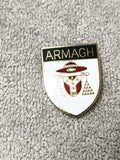 Insigne blason ancien ARMAGH émaillé écusson vintage badge pin