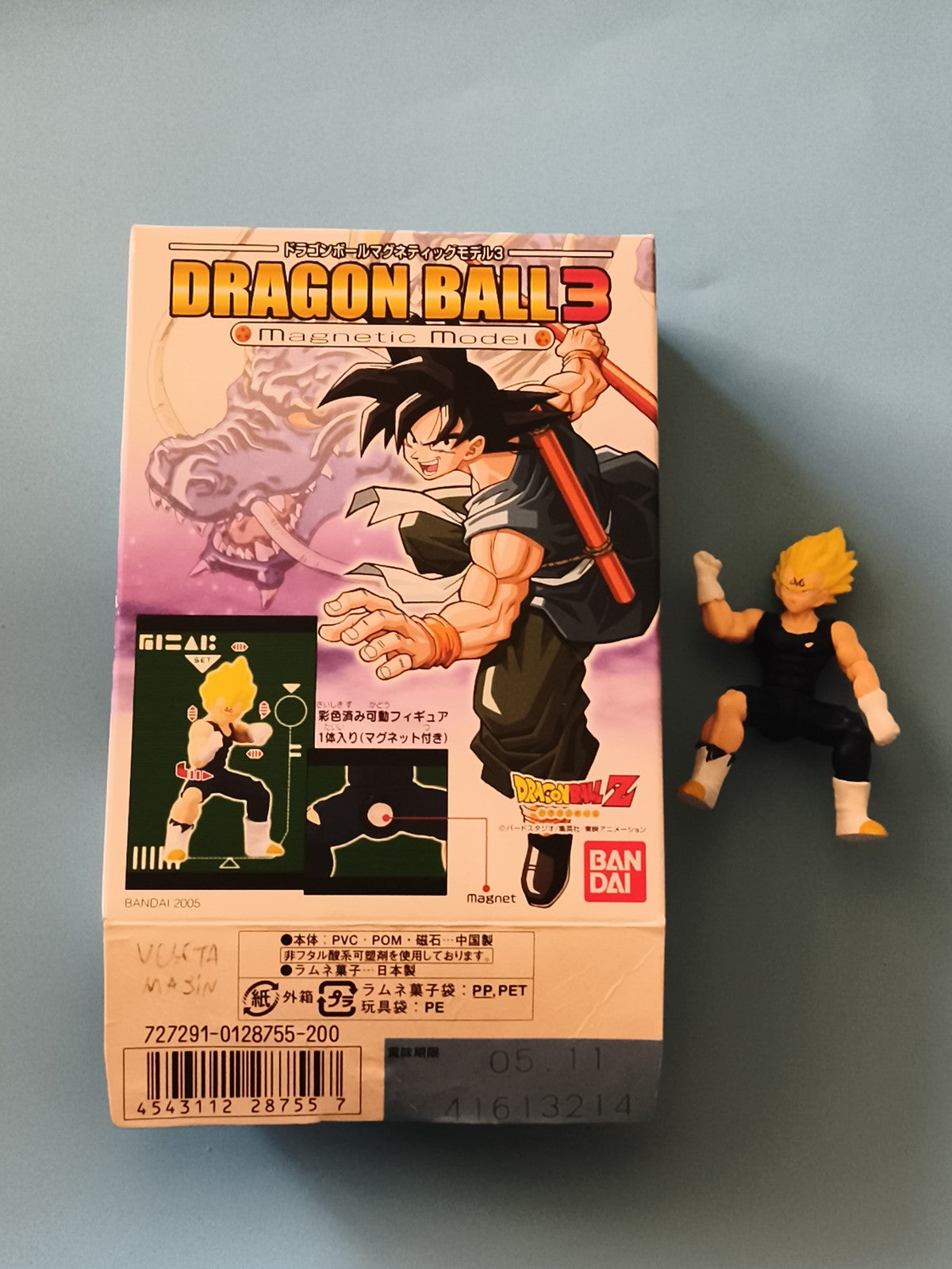 Figurine Dragon Ball Z Vegeta Bandai 2005 + boîte Magnetic Model 3